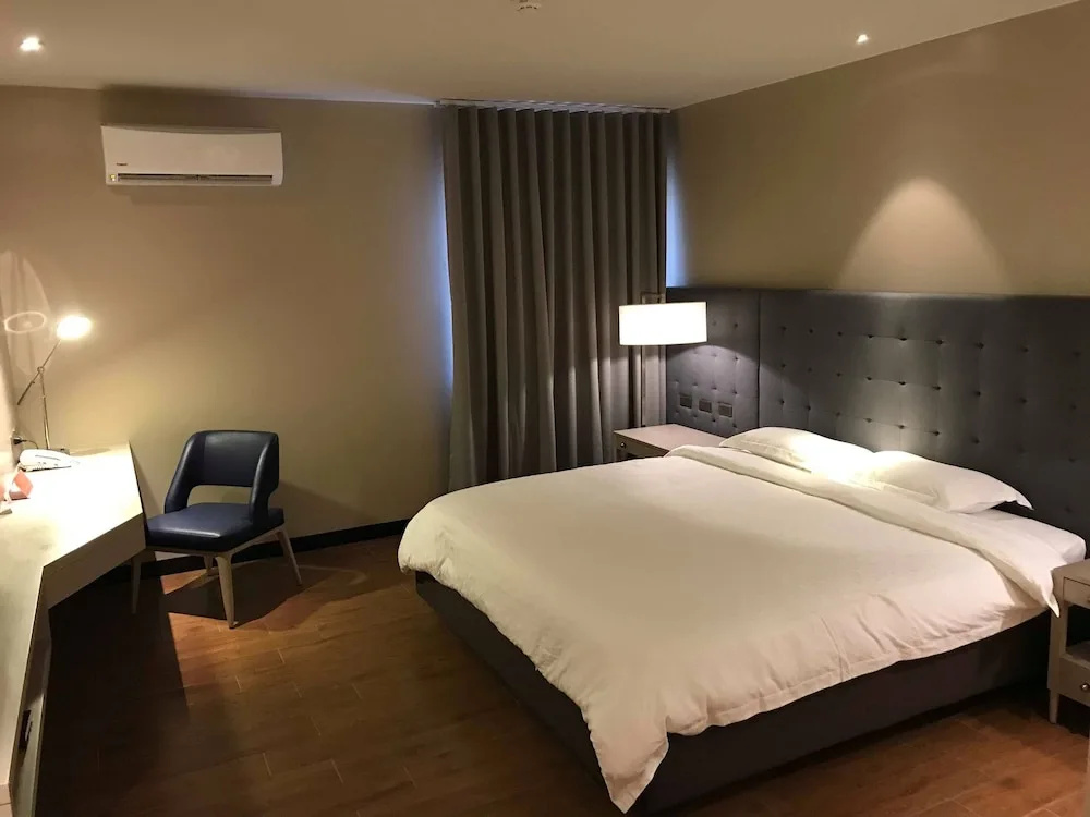 Subic Bay Travelers Hotel & Event Center - Chambres