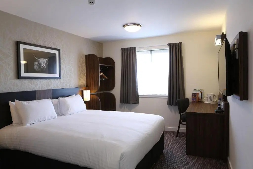 Harbour Spring, Peterhead by Marston's Inns - Tap to explore photos