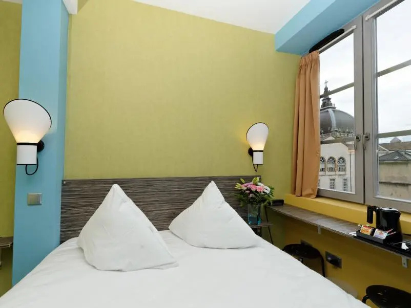 Superior Double room (full double bed)