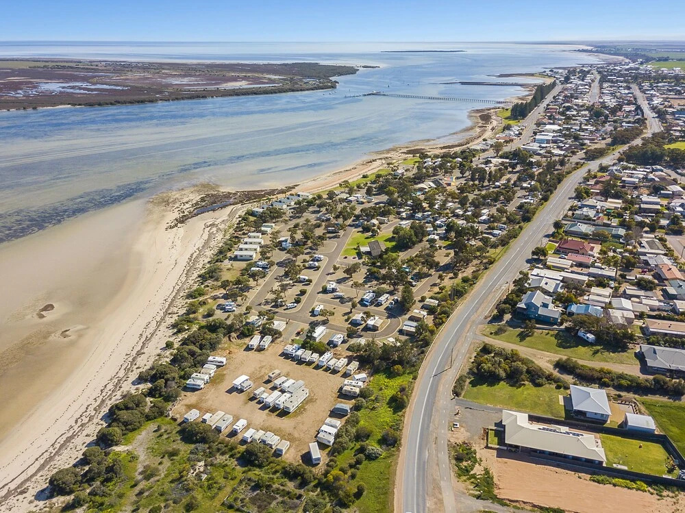 Beach & Waterfront