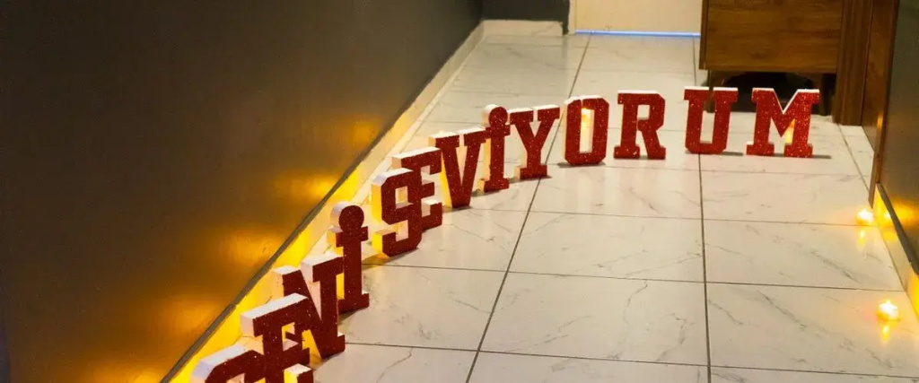 Kral As Sui̇t Hotel