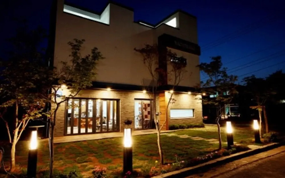 Yangyang Yachtrang Club House Pension