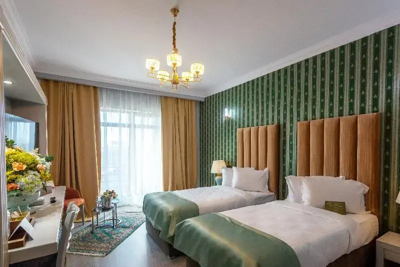 Premium Double room with balcony (twin beds)