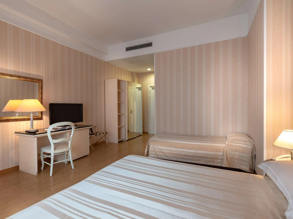 Hotel President - Général