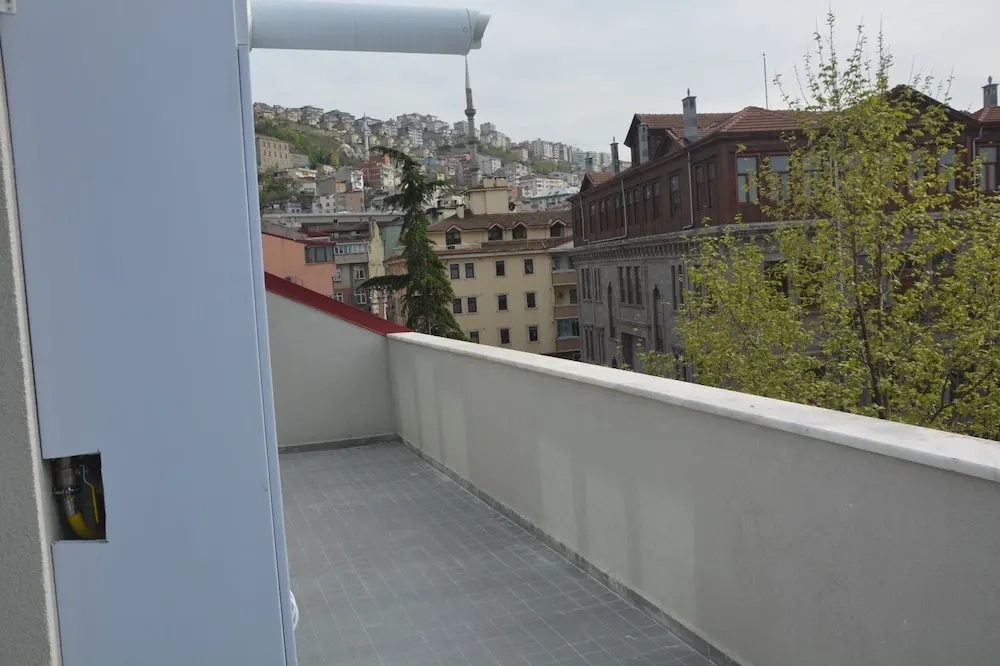 Loya Apartments