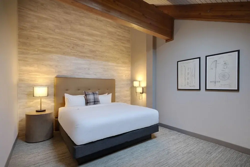 Suite with balcony