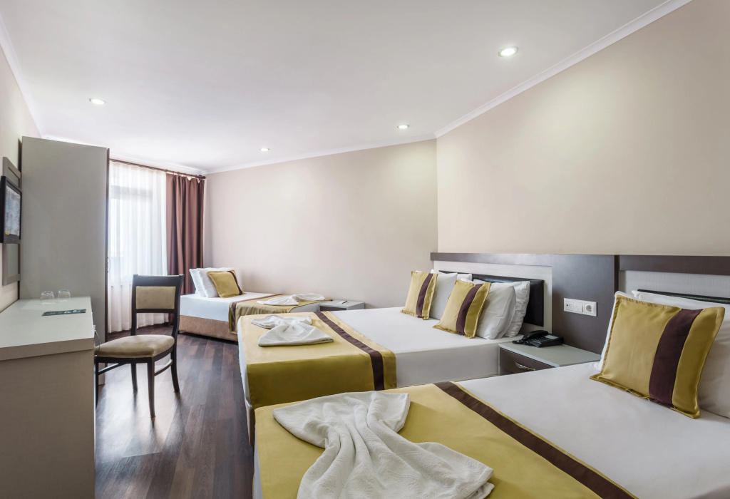 Ayhan Hotel — фото