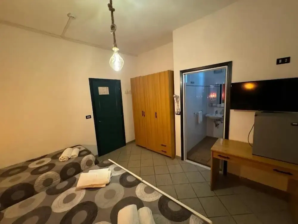Standard Triple room with balcony