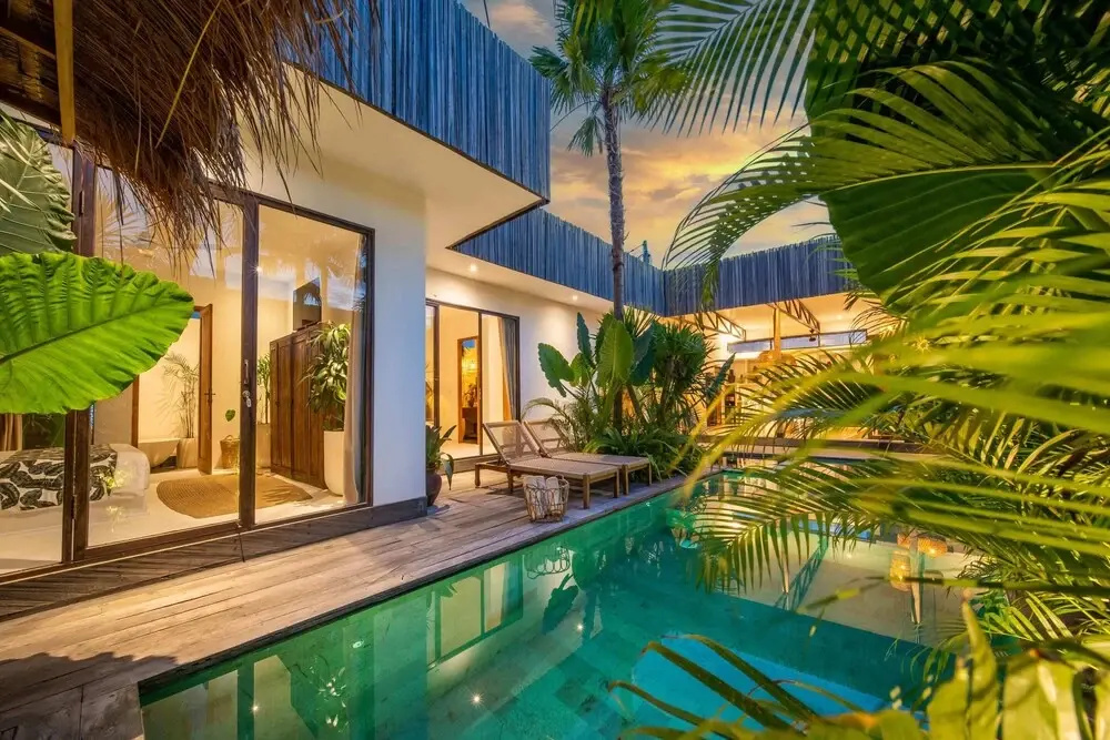 Tropical Design, Private Villa Complex, 6 BR, Umalas With Staff