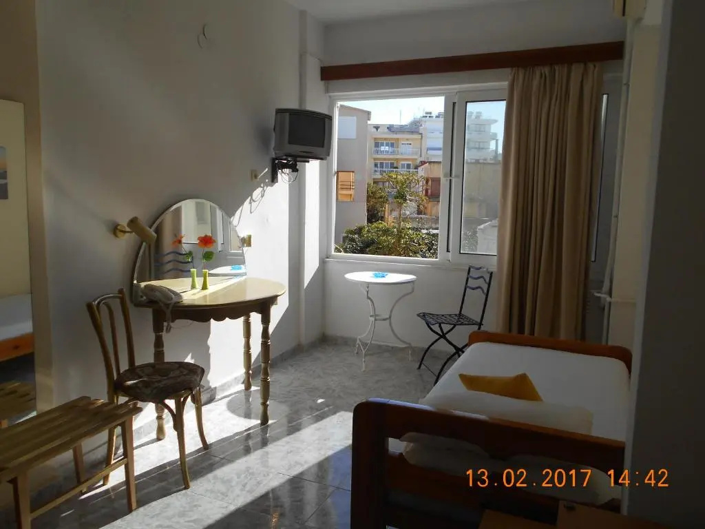 Economy room