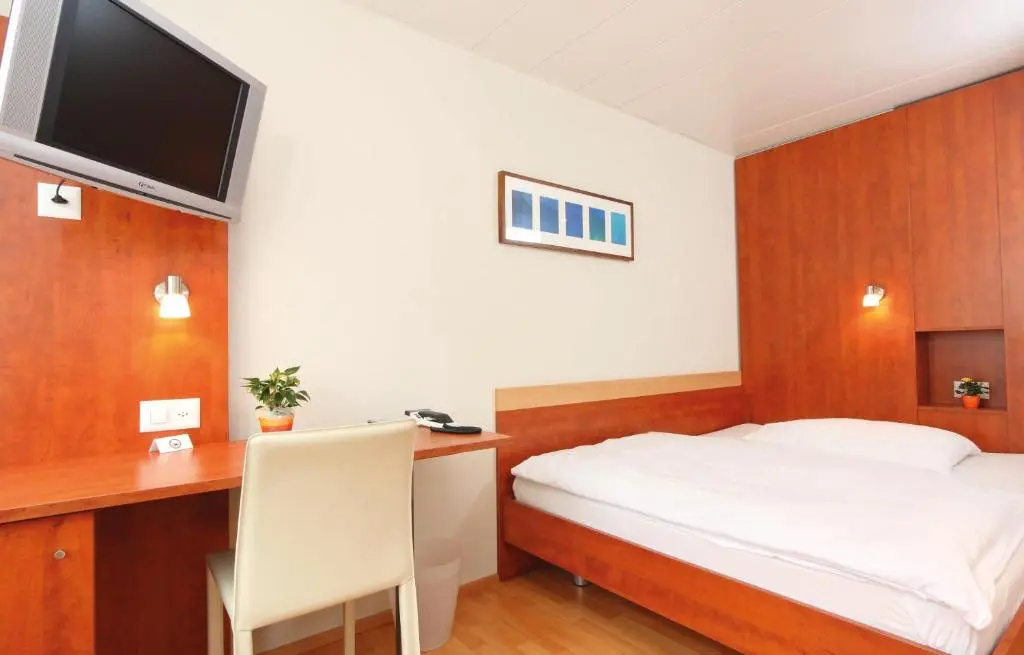 Aarauerhof - Self Check-in - Chambres