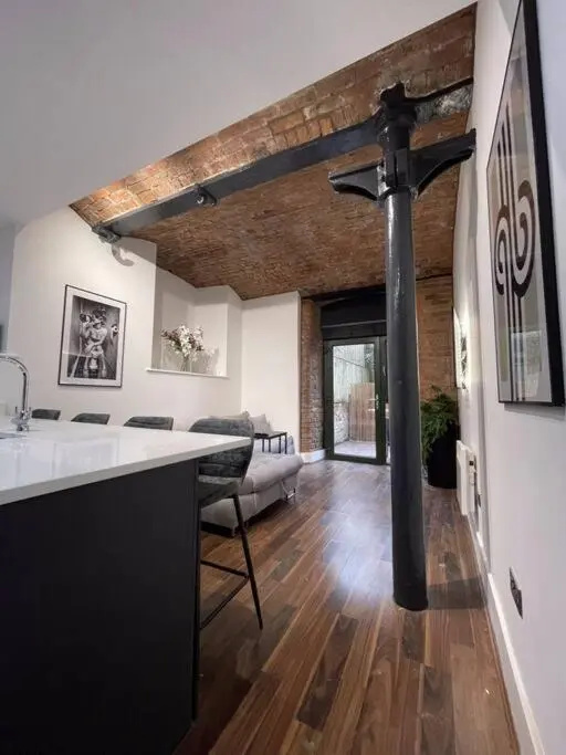 Manchester Warehouse Apartment by Jacksonheim Residences