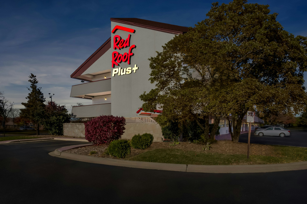 Red Roof Inn PLUS+ Chicago - Hoffman Estates