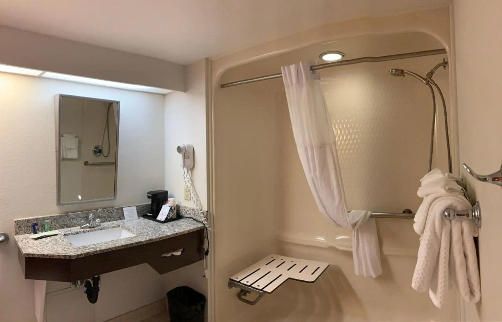 Hotel photo 30
