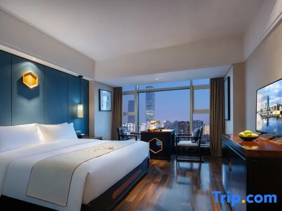 Standard Double room with city view (full double bed)