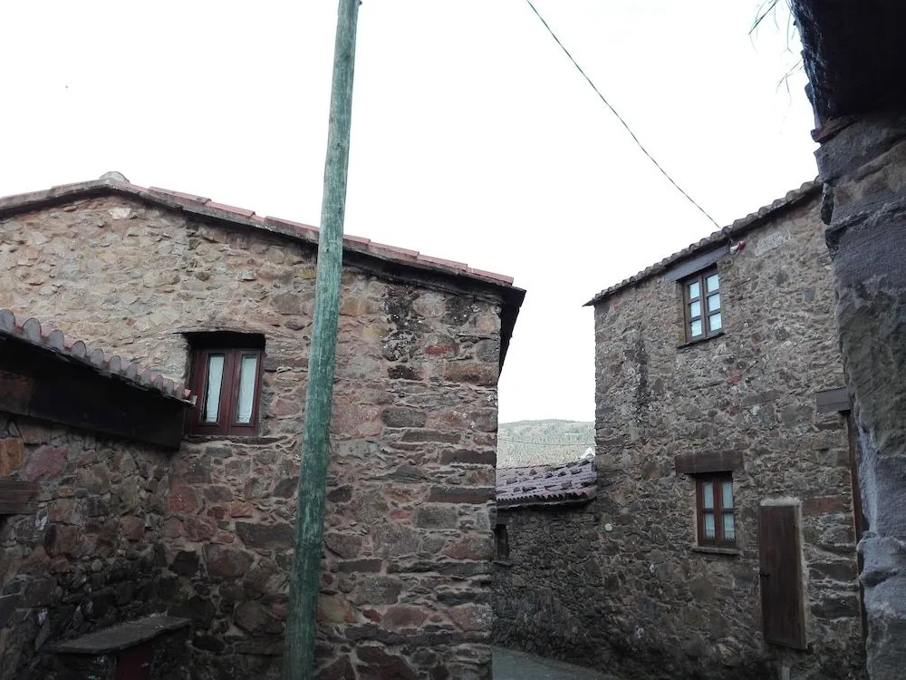 Retiro de Gondramaz – Entire 200 m² Nature Retreat