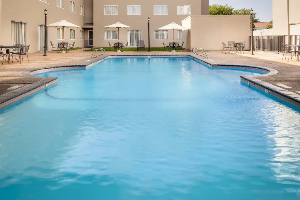 Holiday Inn & Suites Overland Park West by IHG - Général