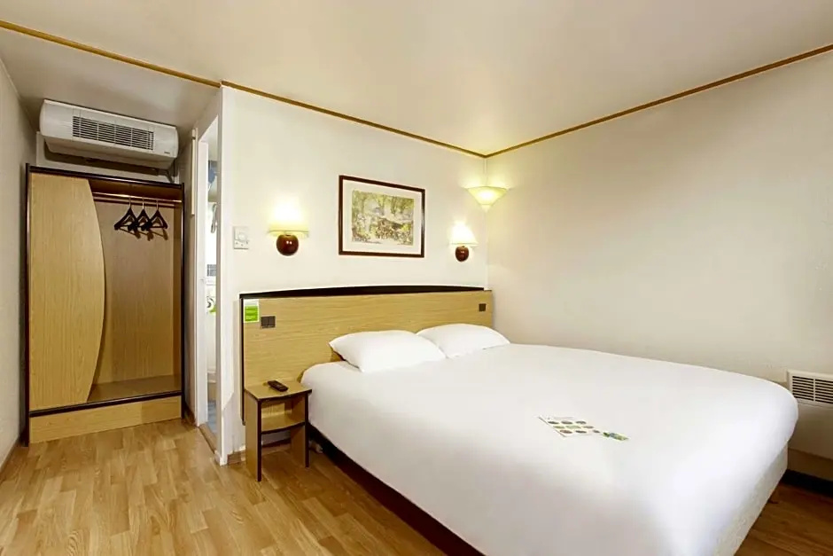 Campanile Moulins - Avermes - Chambres