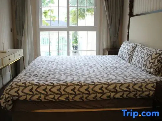Апартаменты c 1 комнатой в Grand Florida Beachfront Condo Resort Pattaya E208
