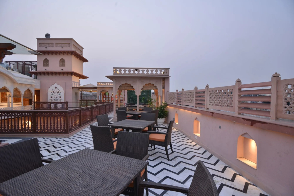 Haveli Dharampura & Golden Haveli- UNESCO awarded Boutique Heritage Hotel - фото 17