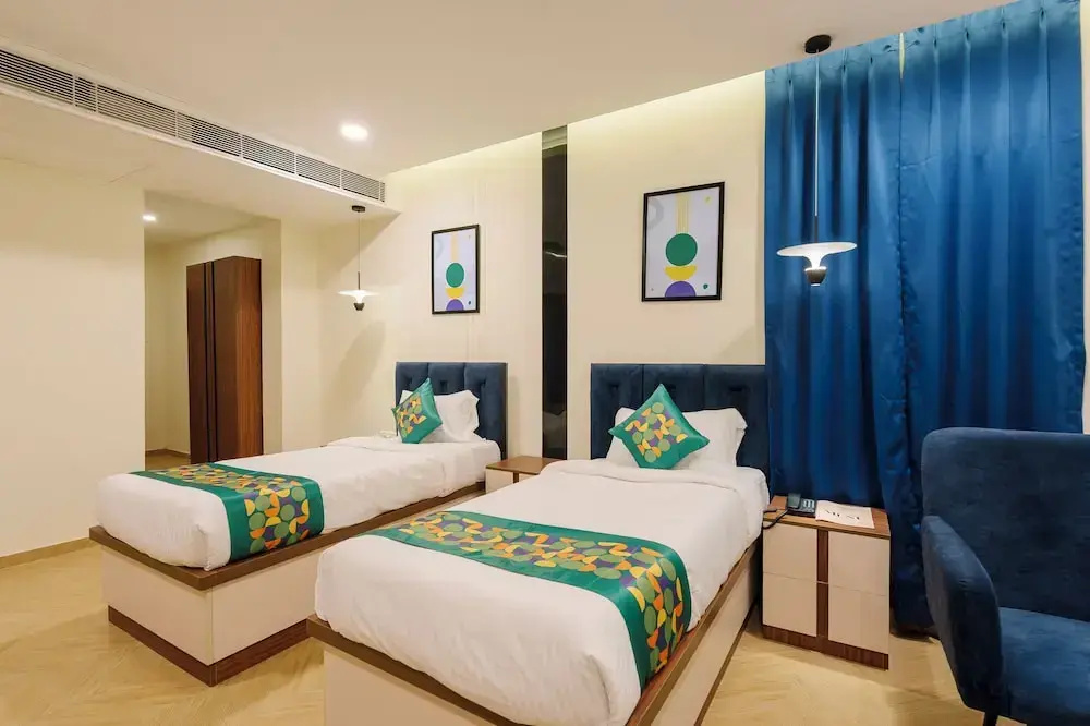 Standard Double room (full double bed)