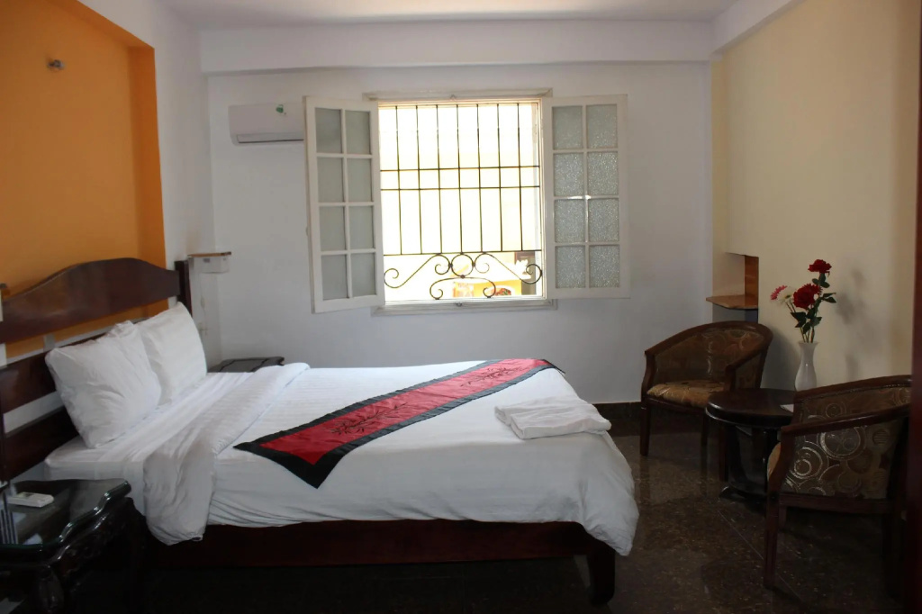Standard Double room (full double bed)
