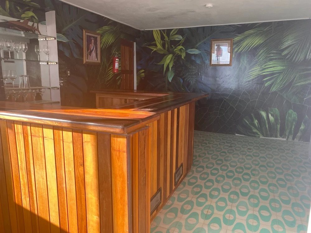 Rum Punch Lodge — фото 2