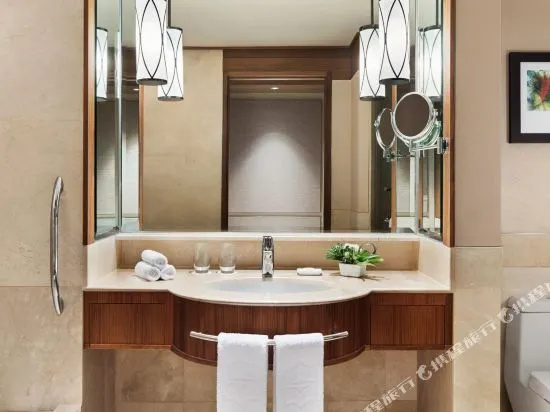 Shangri-La's Rasa Sayang Resort & Spa