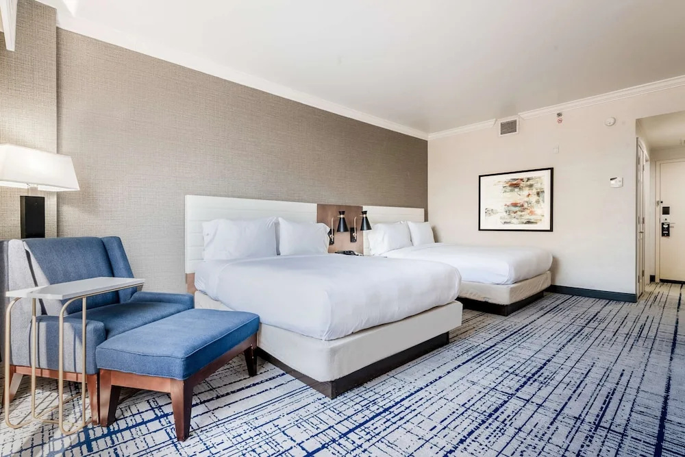 DoubleTree by Hilton South Charlotte Tyvola - Chambres