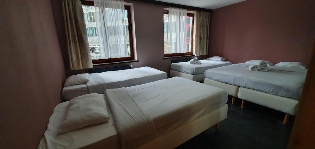 Quadruple room