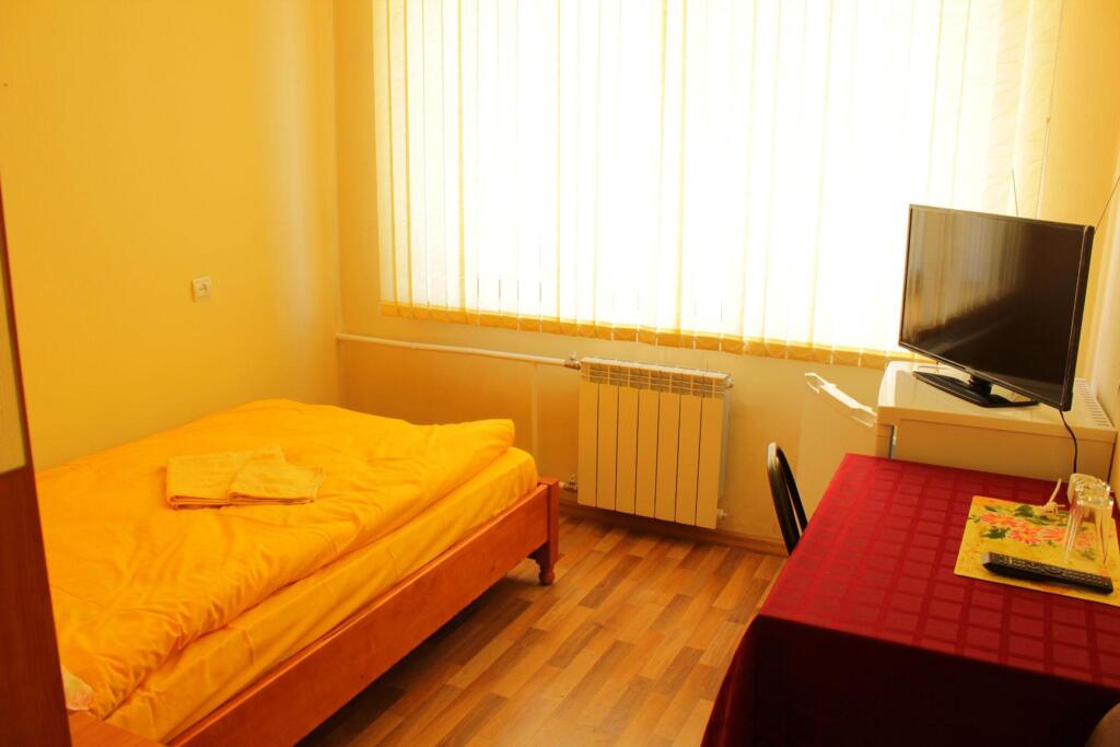 Гостиница дружба кемерово. Отель на сутки 1000. Отель дружба дзержинск. Терешковой. Гостиница на терешковой кемерово.