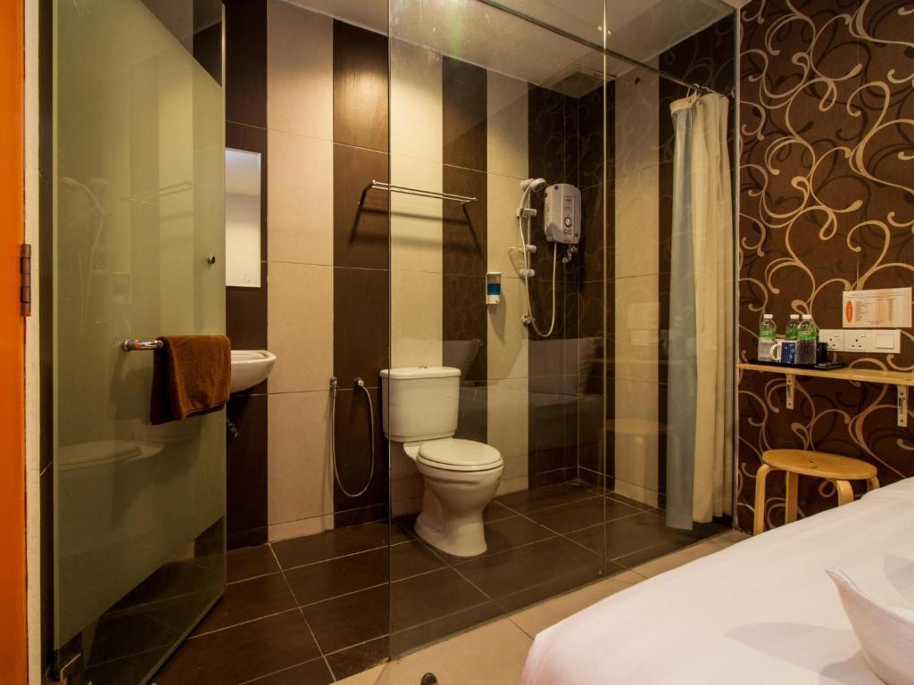 1 Hotel Taman Connaught