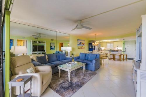 Tarpon Beach 305