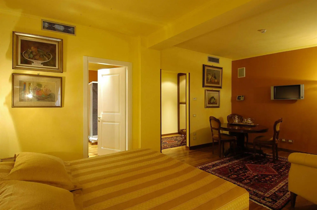 The Tuscanian Hotel - Général