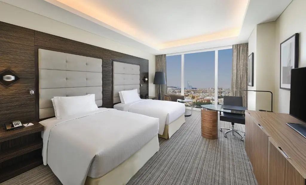 1 Bedroom Deluxe Double Suite (twin beds)
