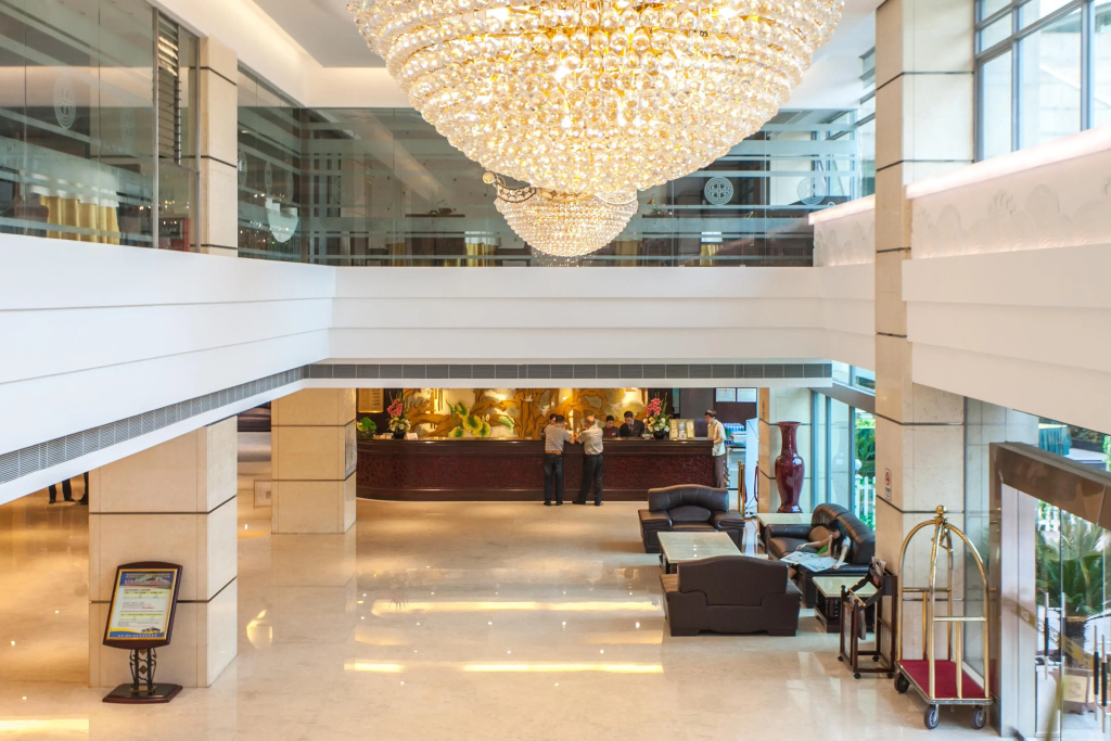Lobby & Reception