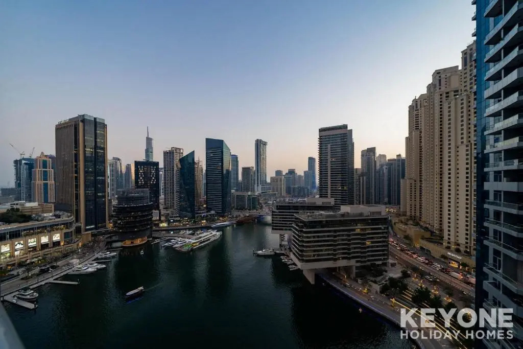 KeyOne - 1BR in Bay Central - Général