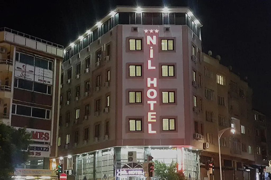 Nil Hotel