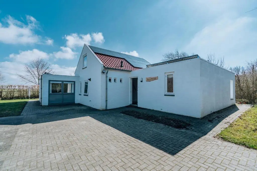 Poldersbos 3 - Ouddorp with jacuzzi and sauna - for the use of the sauna and jacuzzi, additional costs are applicable - Not for companies