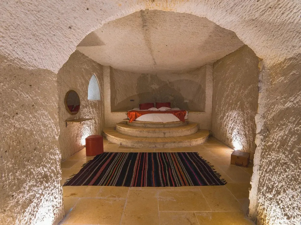 Love Valley Cave Double Suite (full double bed)