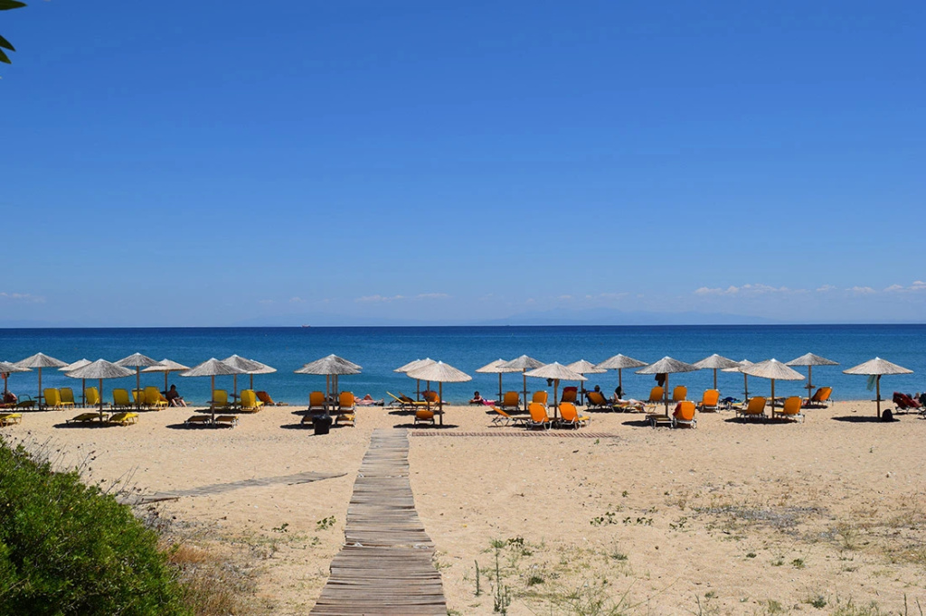 Beach & Waterfront