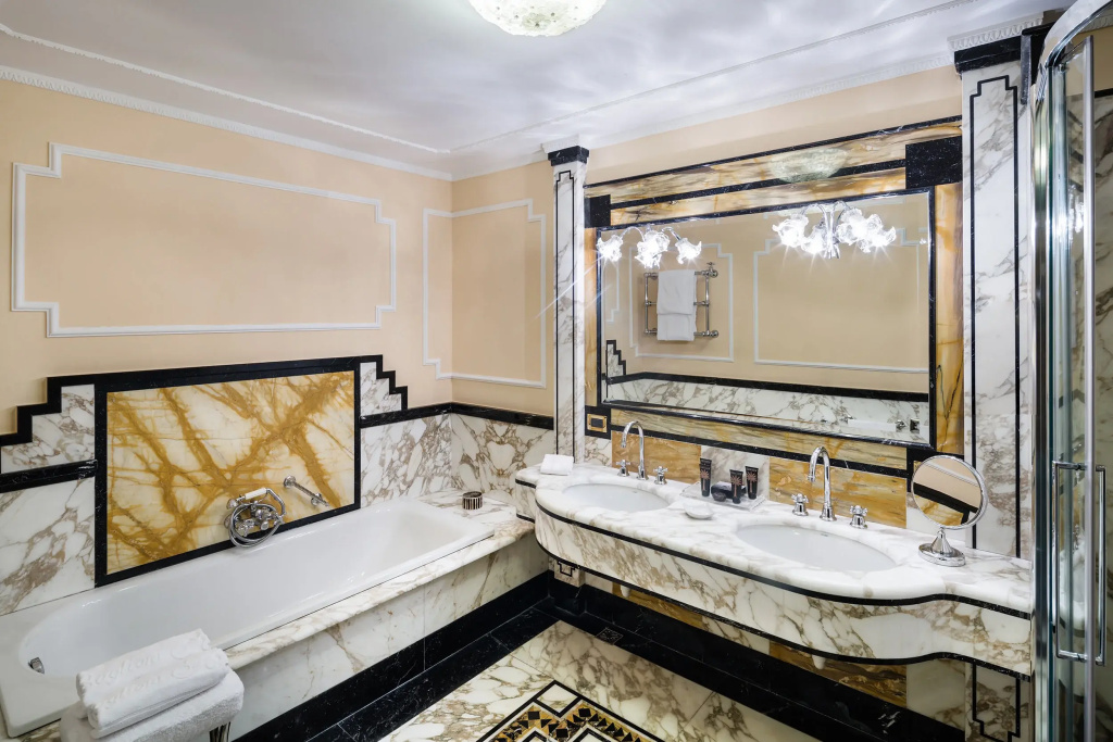 The Carlton, Milan - Général