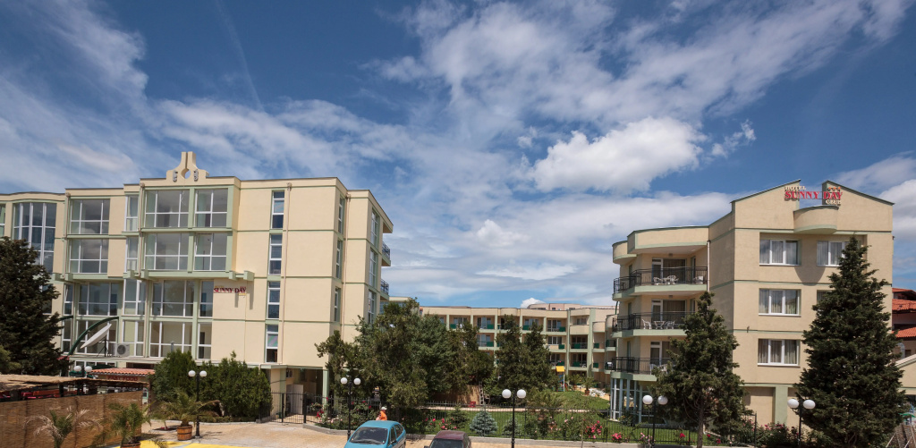 Sunny Day Club Hotel