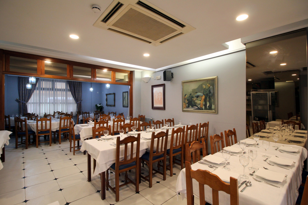 Food & Beverage