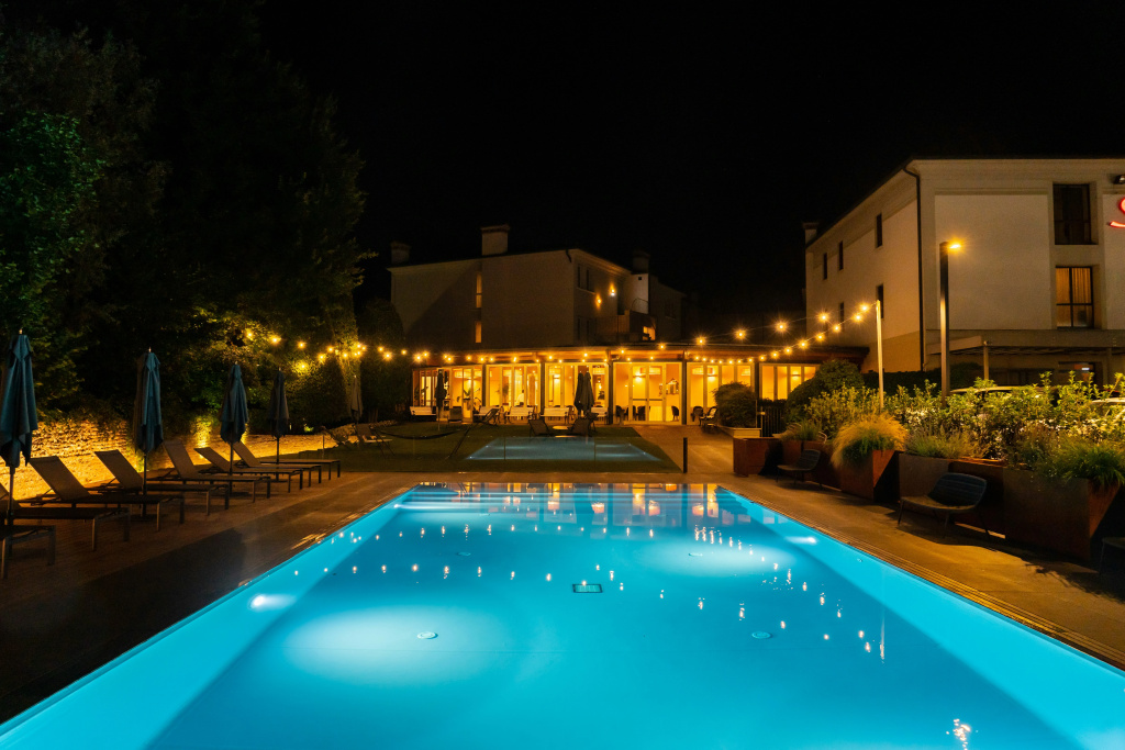Sweet Hotel - Général