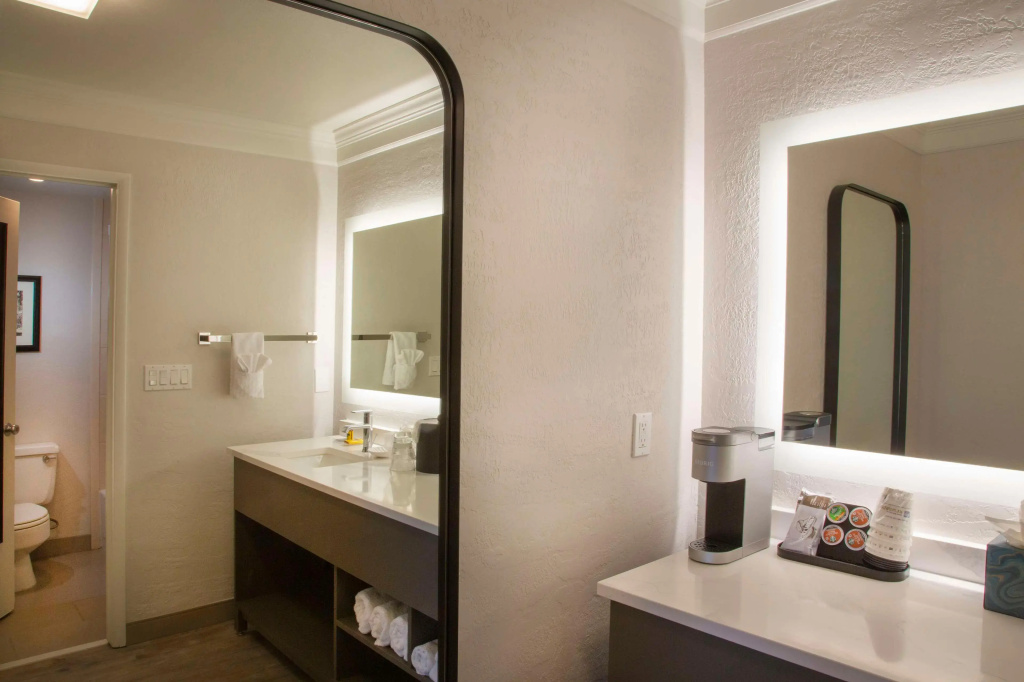 Best Western Plus Humboldt Bay Inn - Général