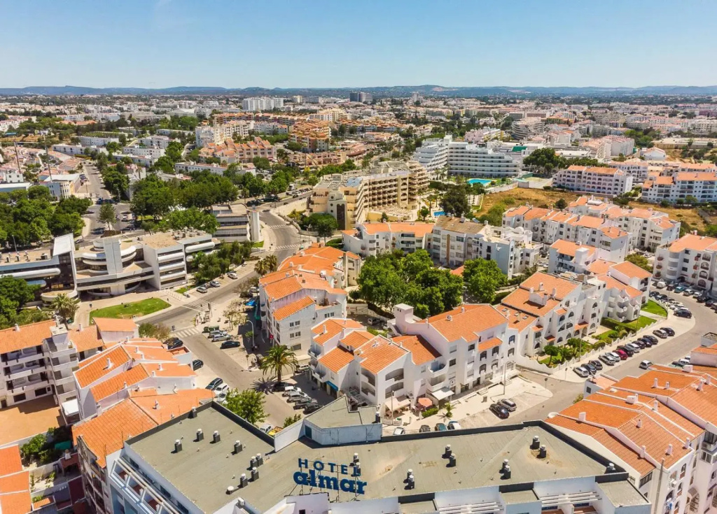 Central Town 2-bedroom Luxury Apartment Albufeira