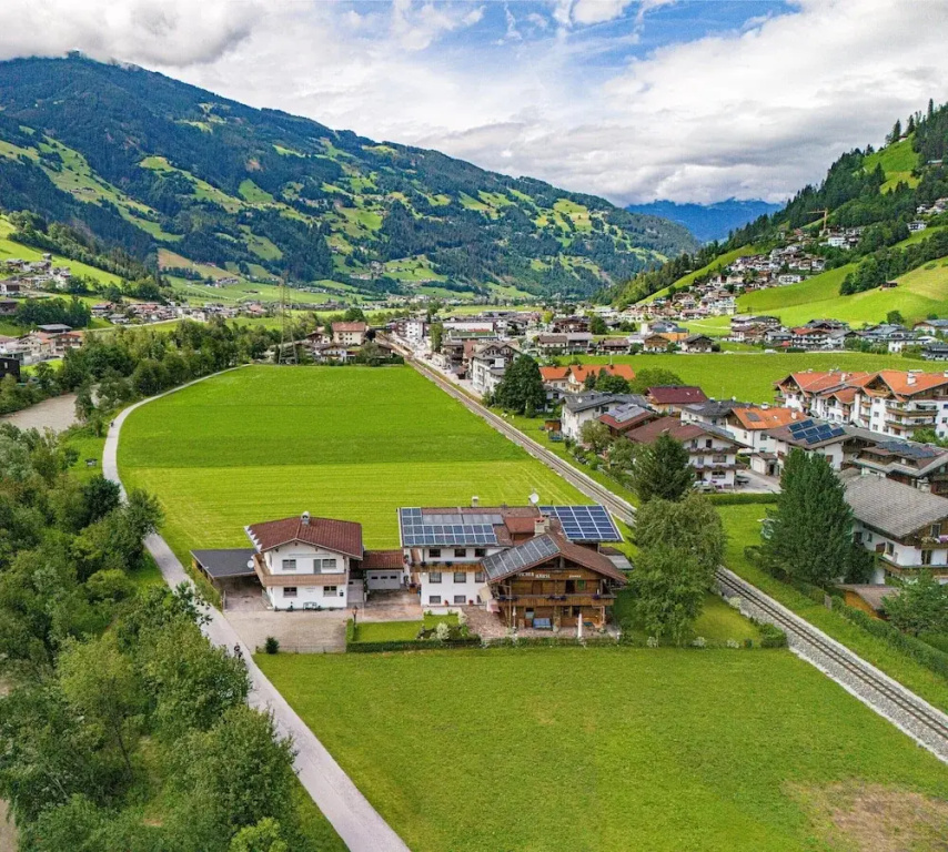 Chalet in Zillertal Near Ski Slopes