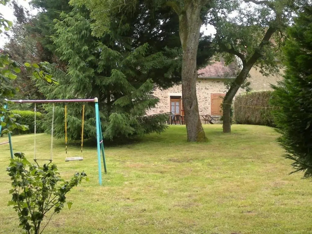 Maison Orsennes, 3 Pièces, 5 Personnes - Fr-1-591-127