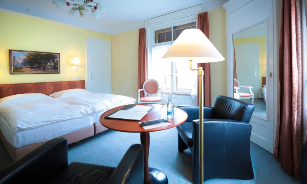 Hotel La Prairie by null